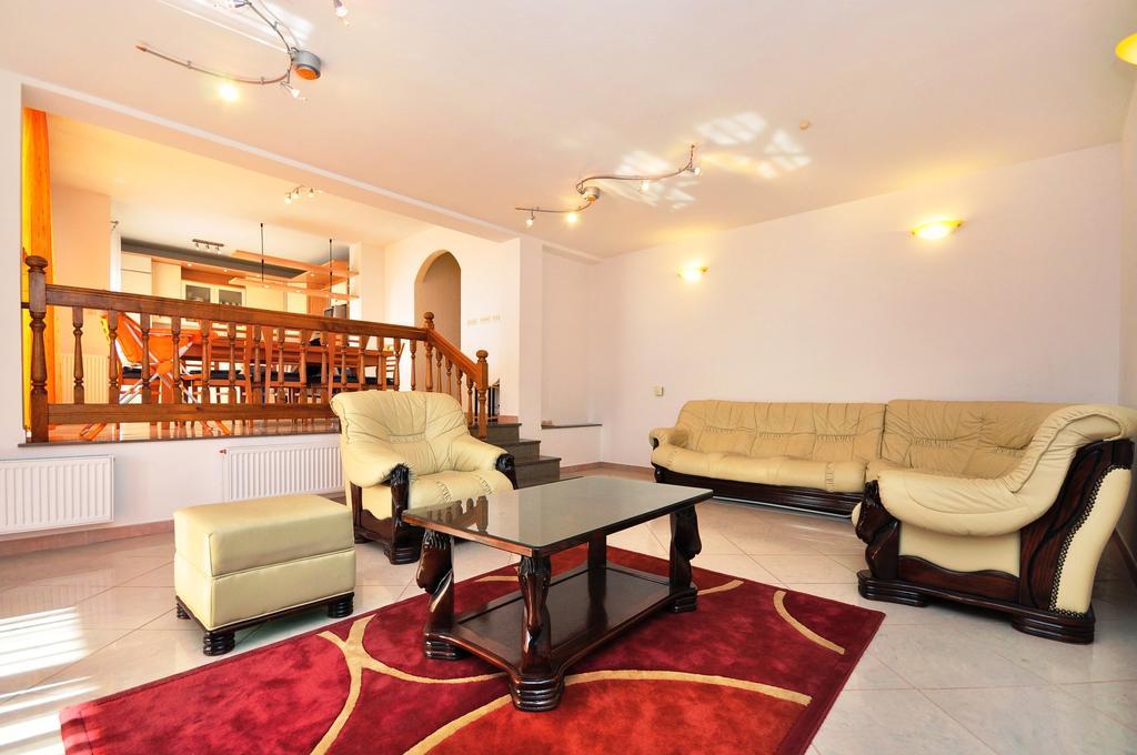Apartment Luxury Cream Kaštela Rum bild